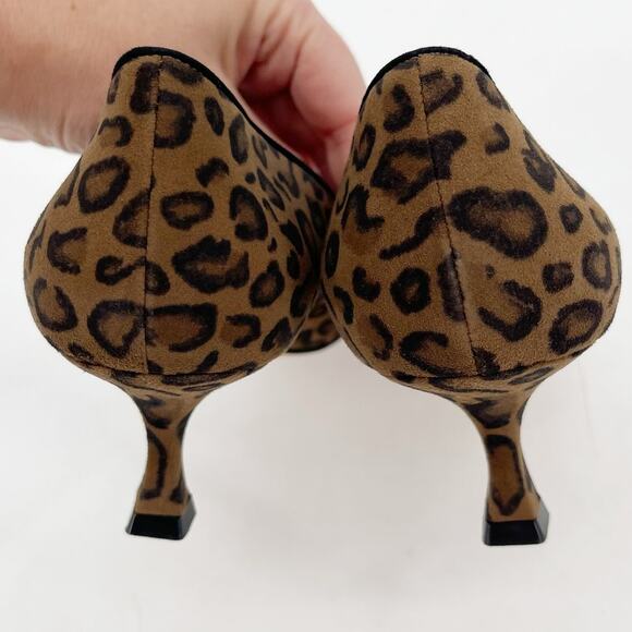 Manolo Blahnik Leopard Calfskin Suede Maysale Buckle Kitten Heel Pumps IT 39 - Picture 9 of 11